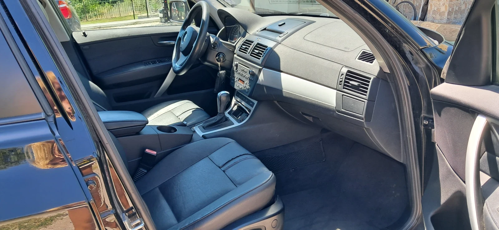 BMW X3 2.5 xi, снимка 11 - Автомобили и джипове - 54486262
