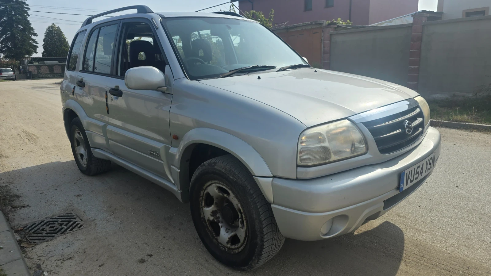 Suzuki Grand vitara 2.0i , снимка 3 - Автомобили и джипове - 54786877