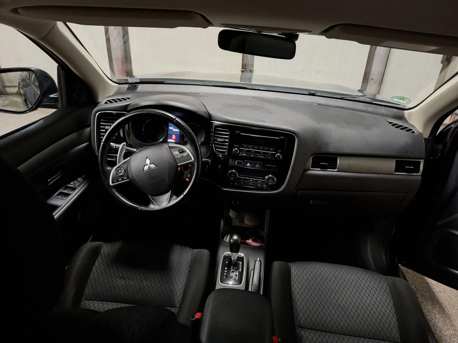 Mitsubishi Outlander 2, 2DID/AUTOMATIC/4х4, снимка 7 - Автомобили и джипове - 54933845