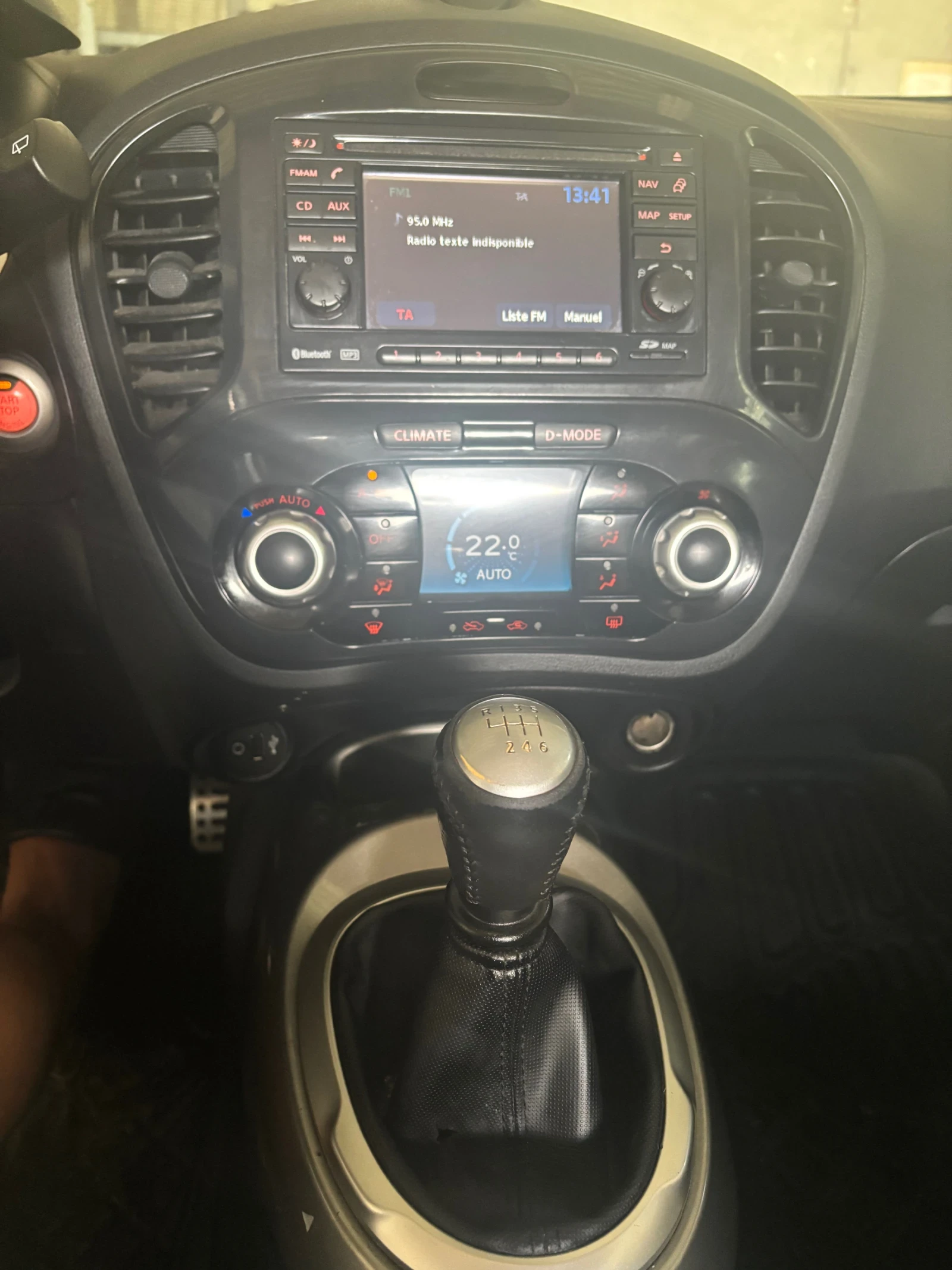 Nissan Juke Voll 160k Top, снимка 9 - Автомобили и джипове - 55324277