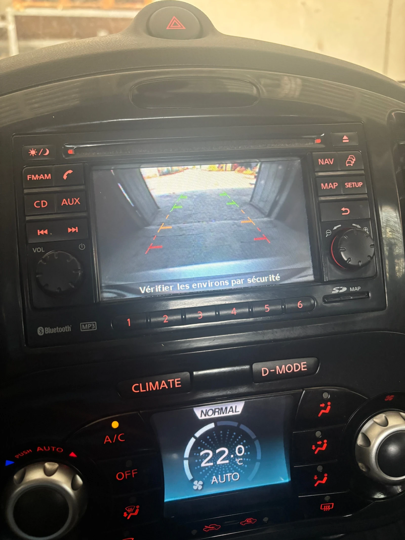 Nissan Juke Voll 160k Top, снимка 13 - Автомобили и джипове - 55470641