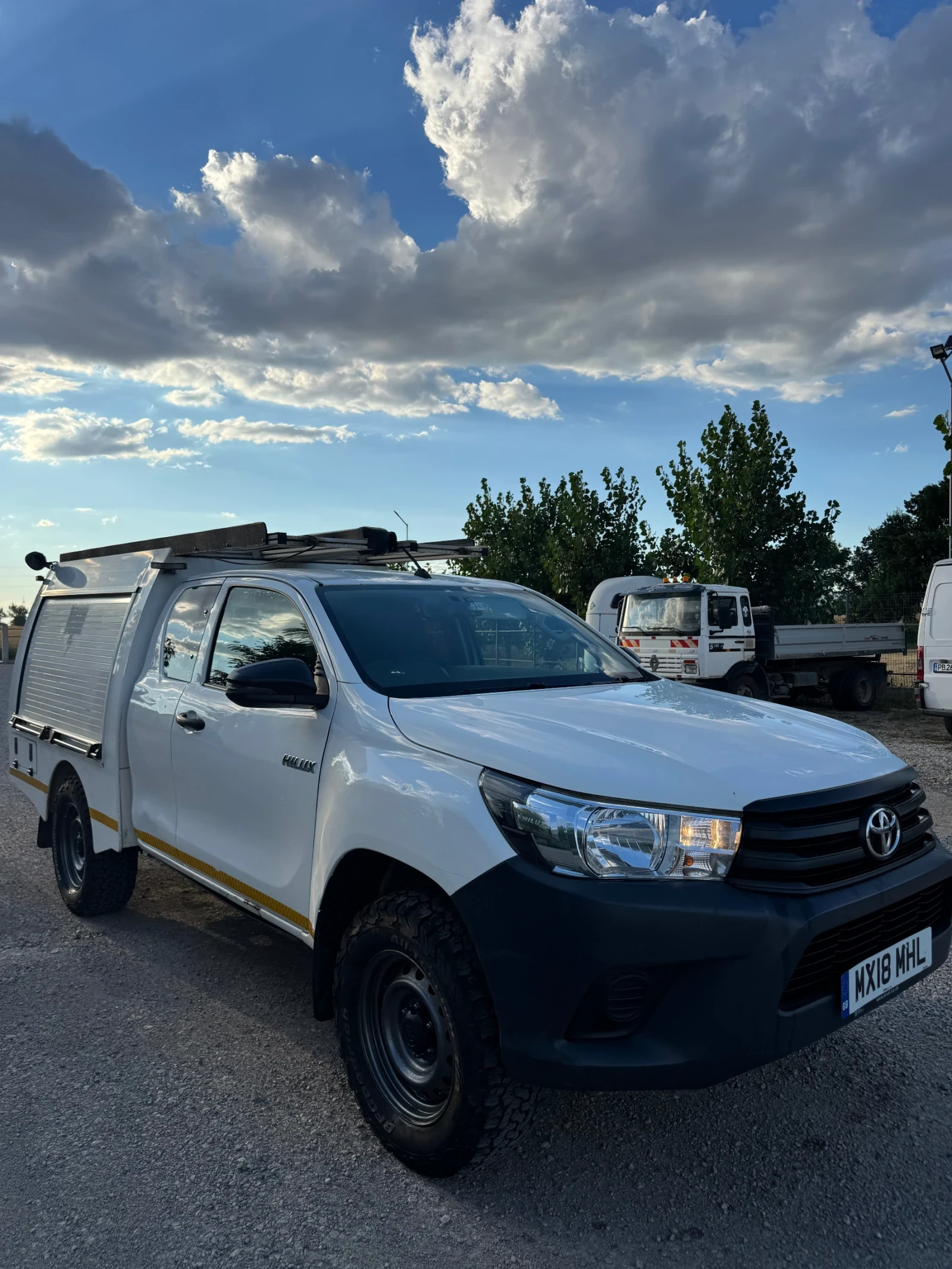 Toyota Hilux