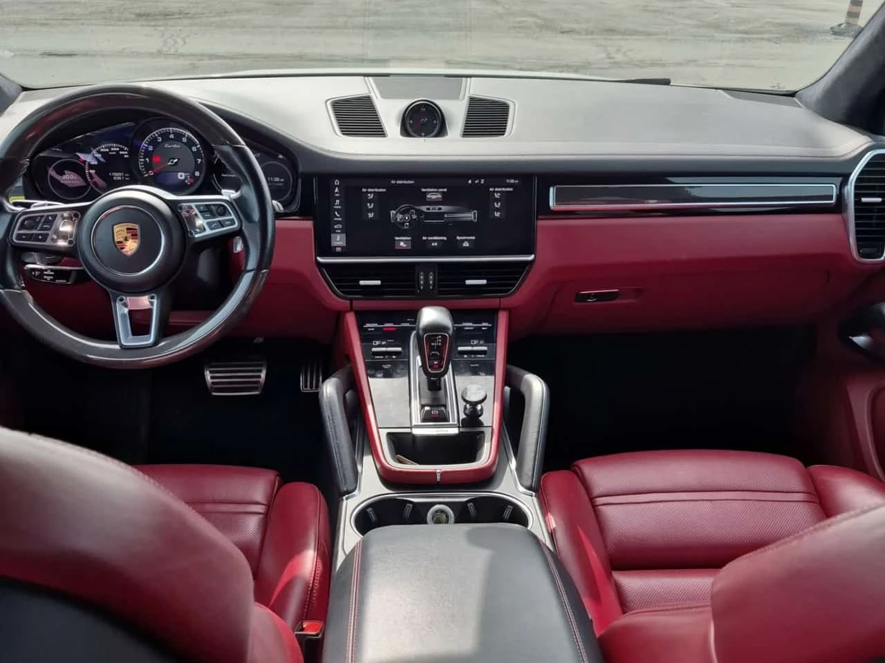 Porsche Cayenne TURBO / CARFAX / 360 КАМЕРИ / RED INT, снимка 9 - Автомобили и джипове - 56327636