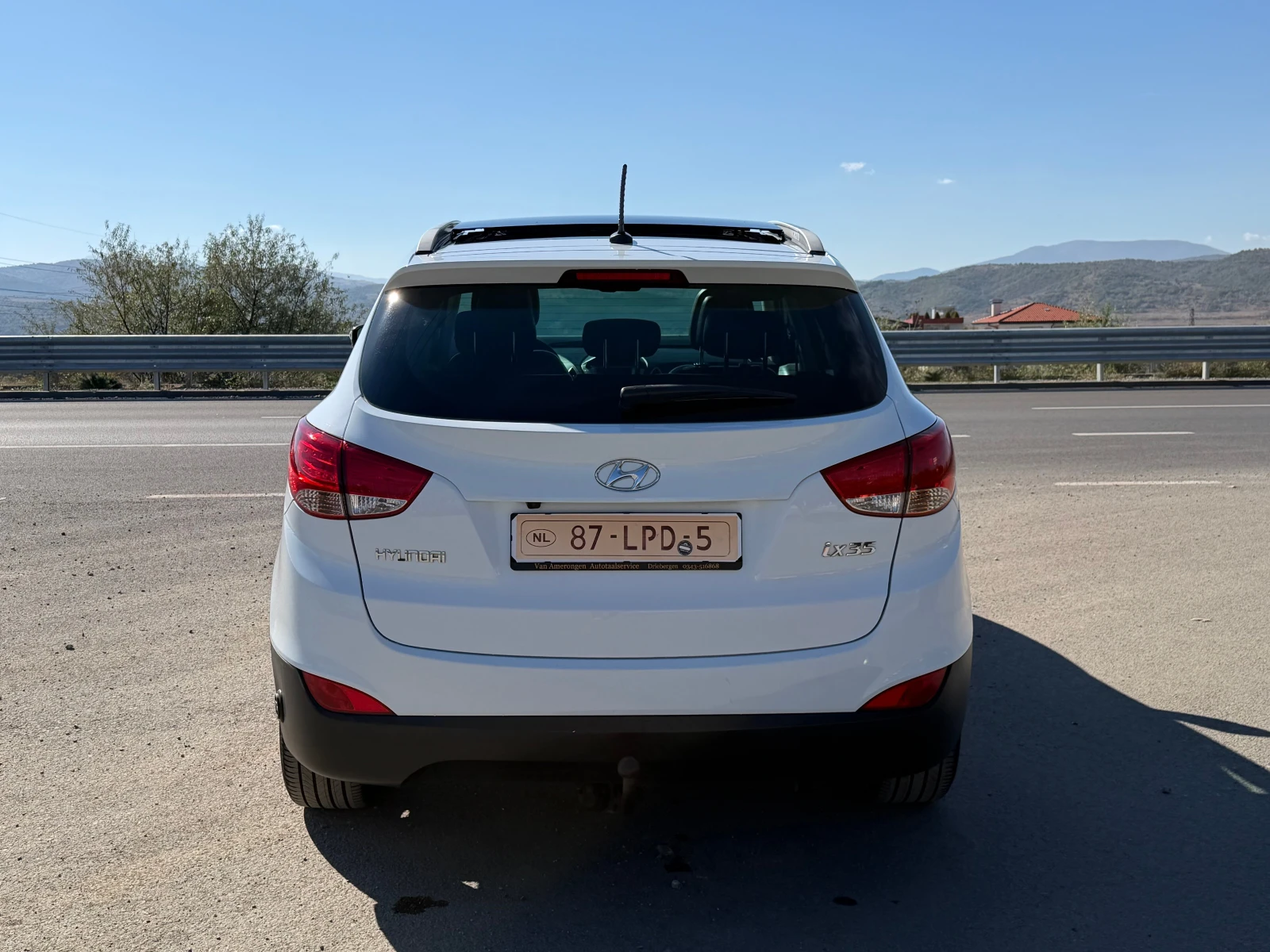 Hyundai IX35 2.0GAZ PANORAMA, снимка 6 - Автомобили и джипове - 56449756