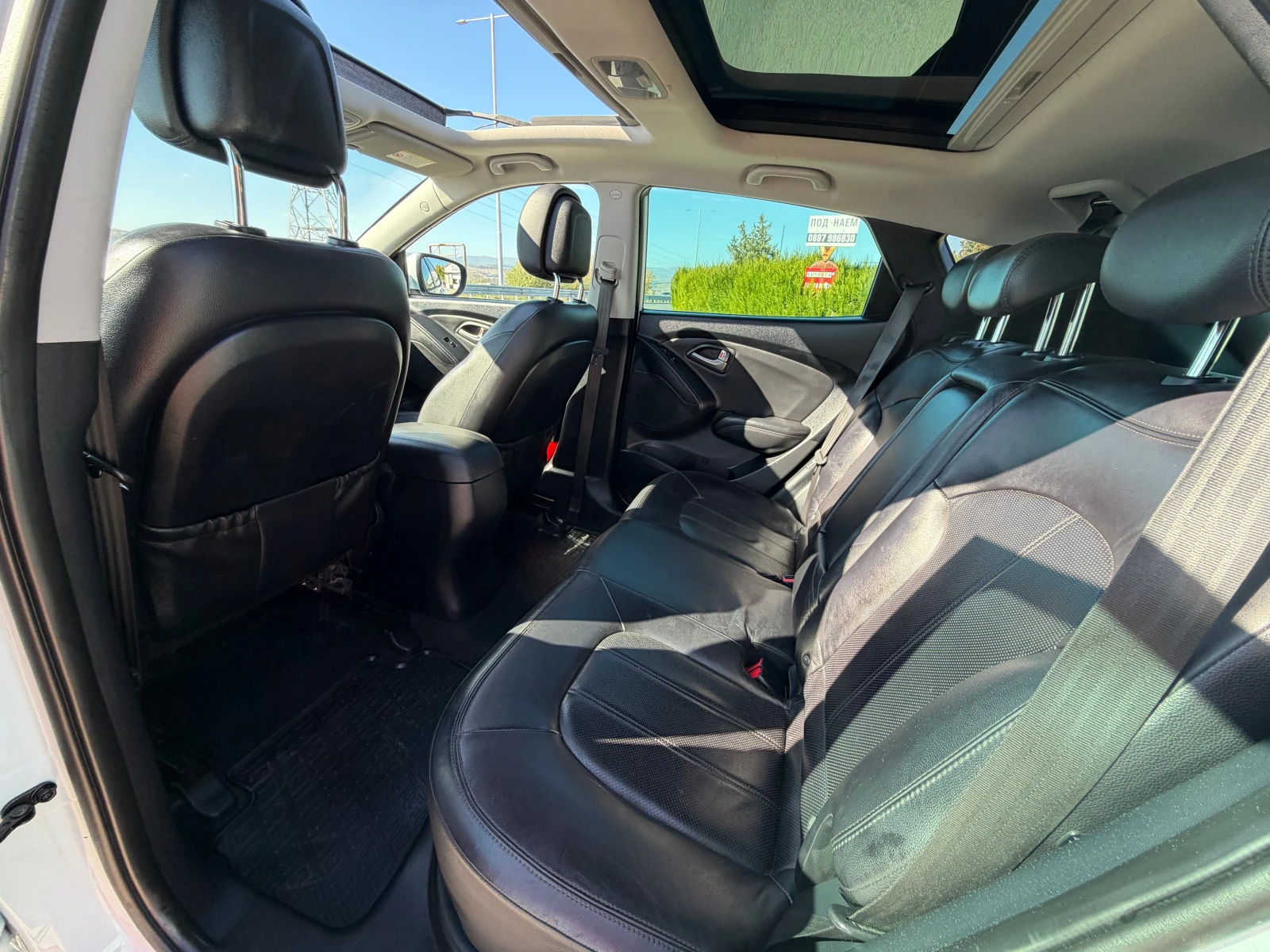 Hyundai IX35 2.0GAZ PANORAMA, снимка 12 - Автомобили и джипове - 56449756