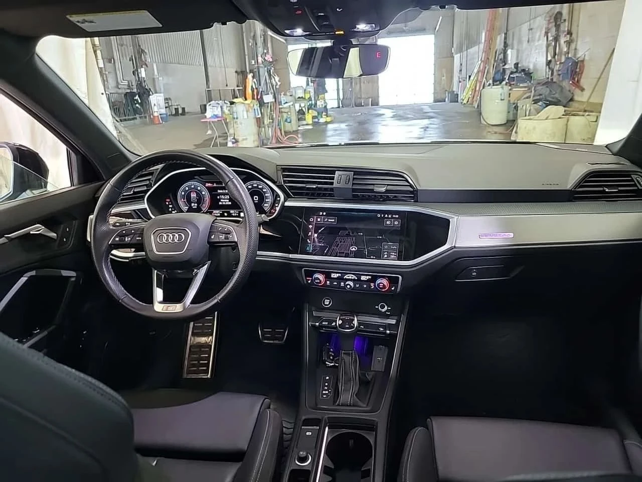 Audi Q3, снимка 10 - Автомобили и джипове - 56739638