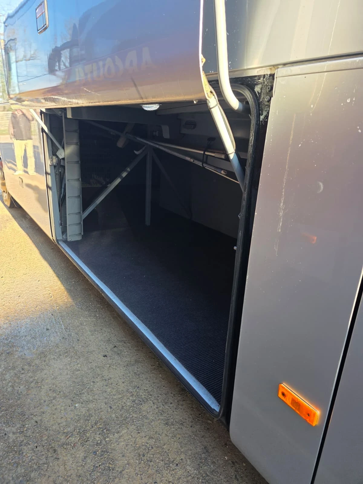 Mercedes-Benz Tourismo | Mobile.bg � ����������� 11