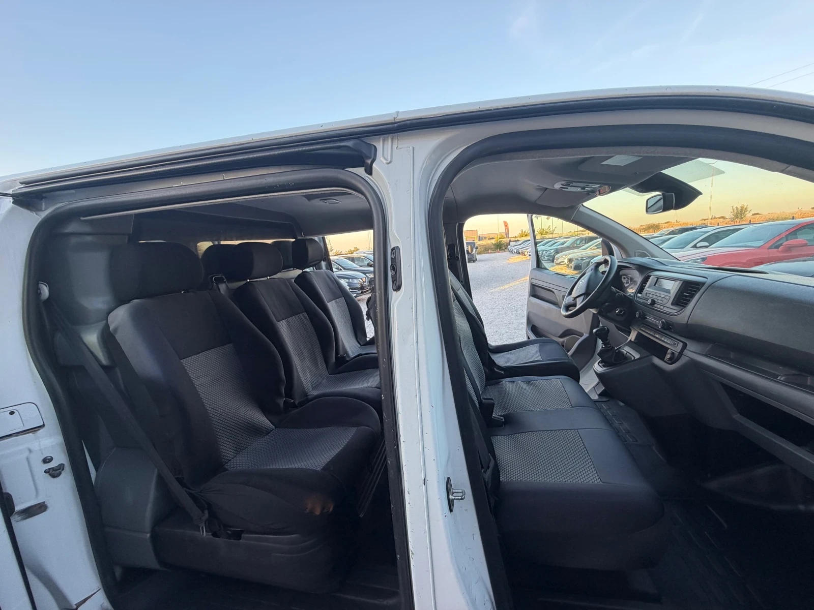 Citroen Jumpy Нов внос от Белгия, снимка 11 - Бусове и автобуси - 56383125