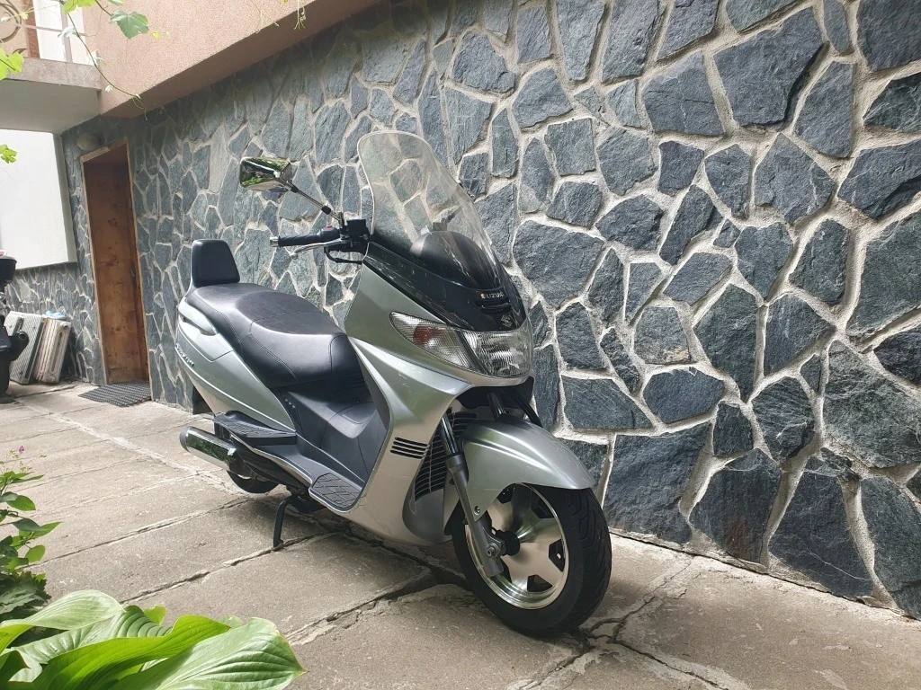 Suzuki Burgman 250, снимка 7 - Мотоциклети и мототехника - 49370803