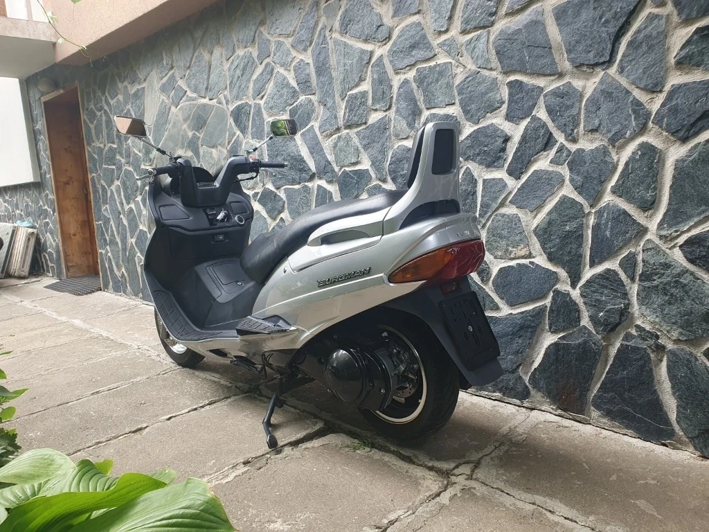 Suzuki Burgman 250, снимка 4 - Мотоциклети и мототехника - 49370803