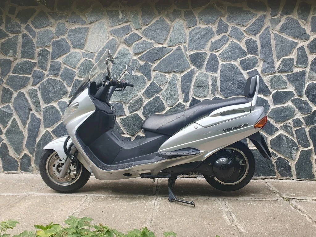 Suzuki Burgman 250