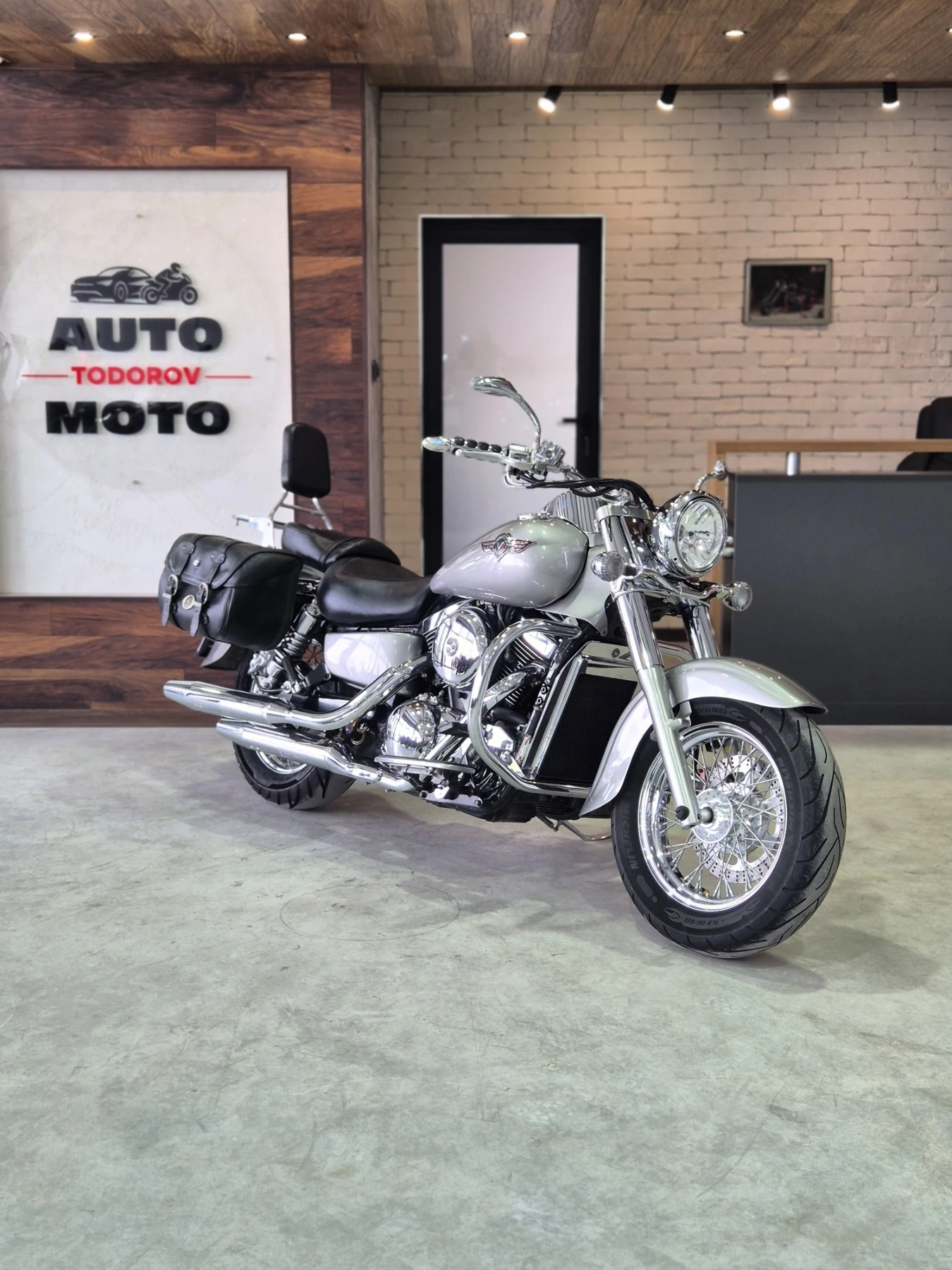 Kawasaki Vulcan VN 1500i CLASSIC Нов внос от ШВЕЙЦАРИЯ!