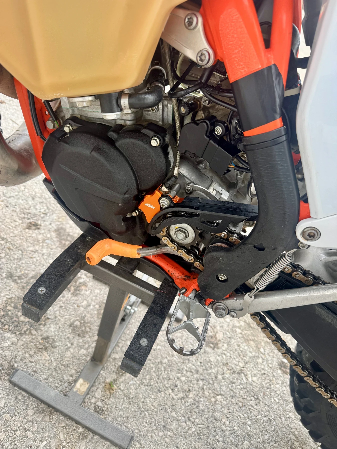 Ktm EXC Ktm 300 EXC tpi 2022 Erzbergrodeo Edition, снимка 10 - Мотоциклети и мототехника - 56184153