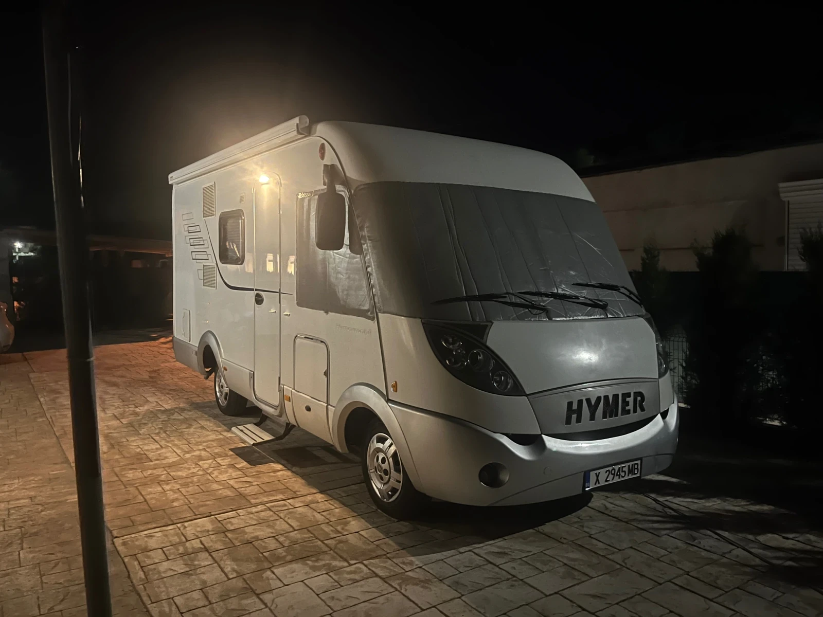 Кемпер HYMER / ERIBA B574, снимка 5 - Каравани и кемпери - 55448077