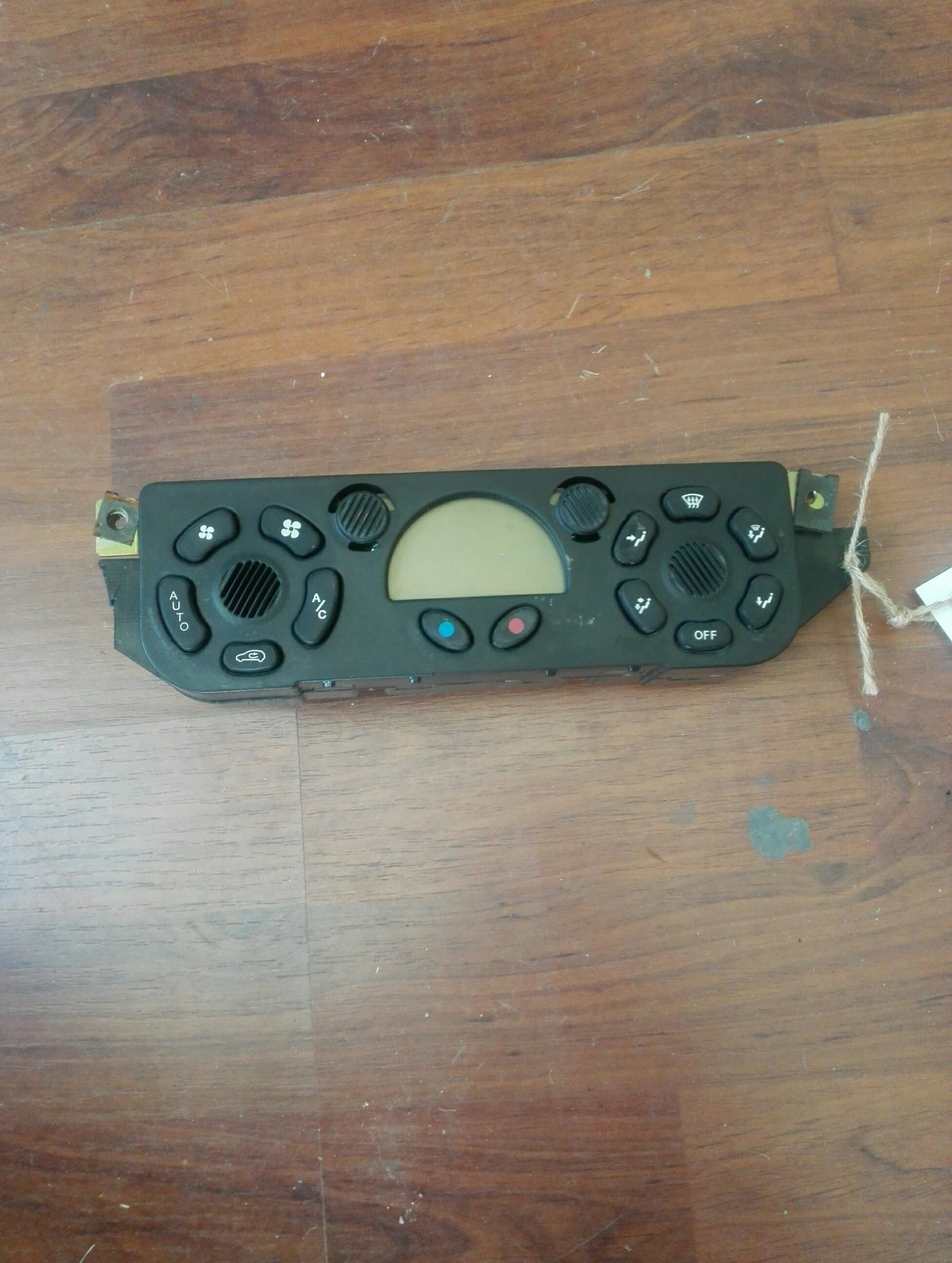     1.8 05. (7) | Mobile.bg   1