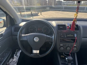 VW Golf 1.9TDI 105 DSG, снимка 5