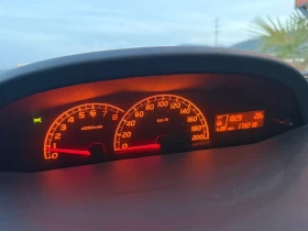 Toyota Yaris Безупречна!, снимка 12
