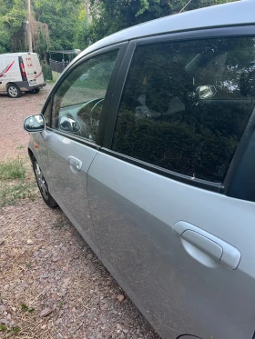 Honda Jazz   1.3  | Mobile.bg    3