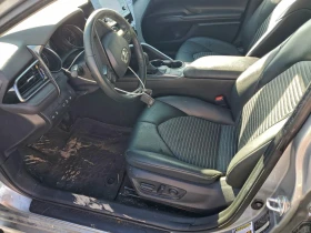 Toyota Camry 2.5l Se Night Shade, снимка 7 - Автомобили и джипове - 53703407