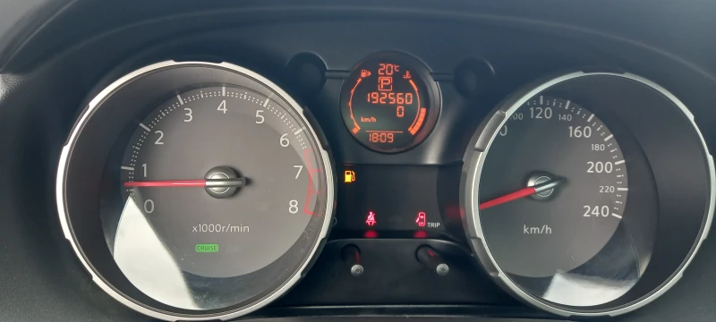 Nissan Qashqai + 2 4Х4 FULL 2.0i ИЗКЛЮЧИТЕЛЕН АВТОМАТ 7-МЕСТА НОВ, снимка 12 - Автомобили и джипове - 24483239