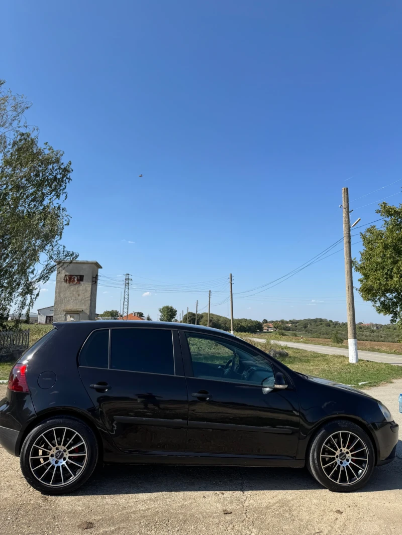 VW Golf 2.0 TDI, снимка 3 - Автомобили и джипове - 47331033