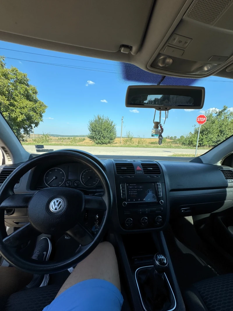 VW Golf 2.0 TDI, снимка 10 - Автомобили и джипове - 47331033