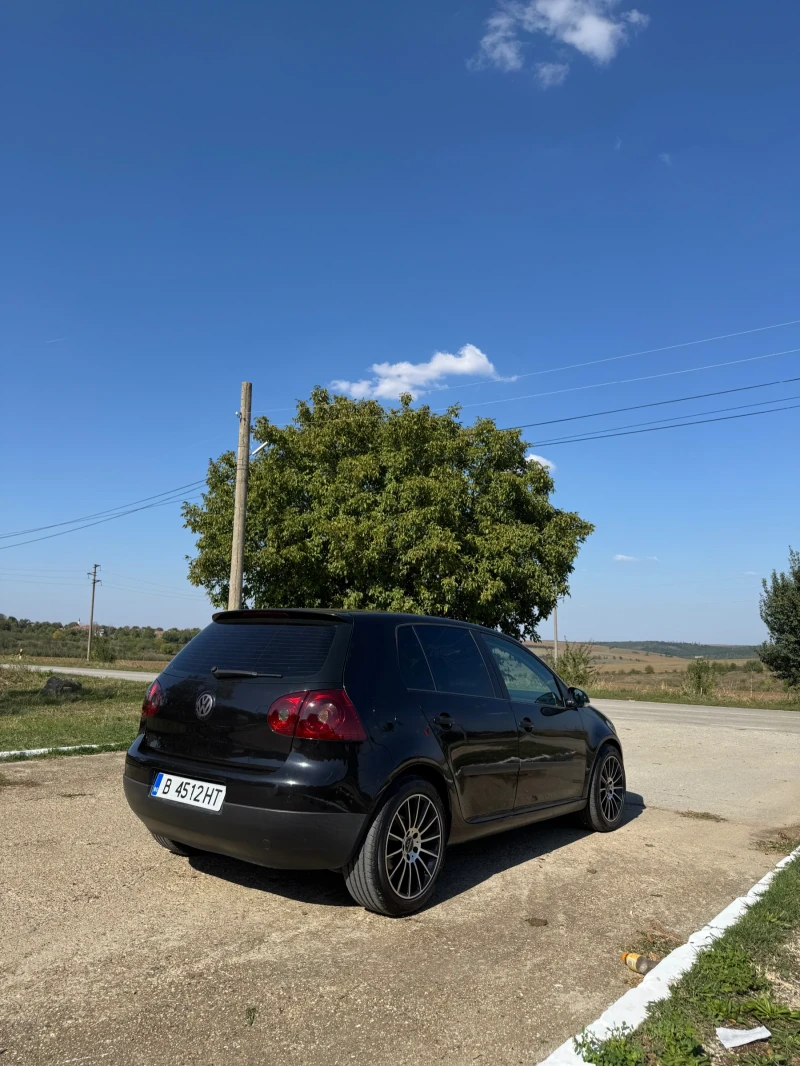 VW Golf 2.0 TDI, снимка 4 - Автомобили и джипове - 47331033