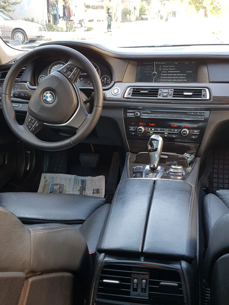 BMW 730, снимка 3 - Автомобили и джипове - 47409131