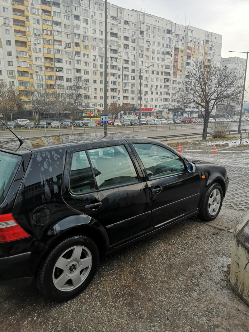 VW Golf, снимка 3 - Автомобили и джипове - 48584365