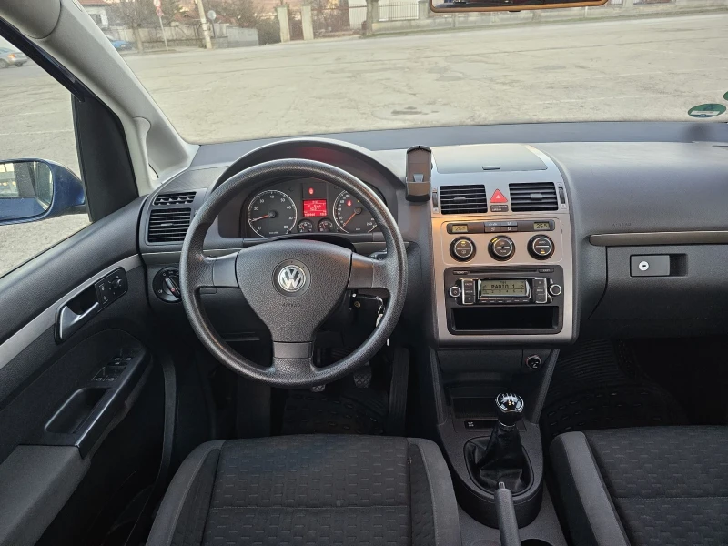 VW Touran Фейслифт  1.6 -102к.с 160000км!!!, снимка 8 - Автомобили и джипове - 48622792