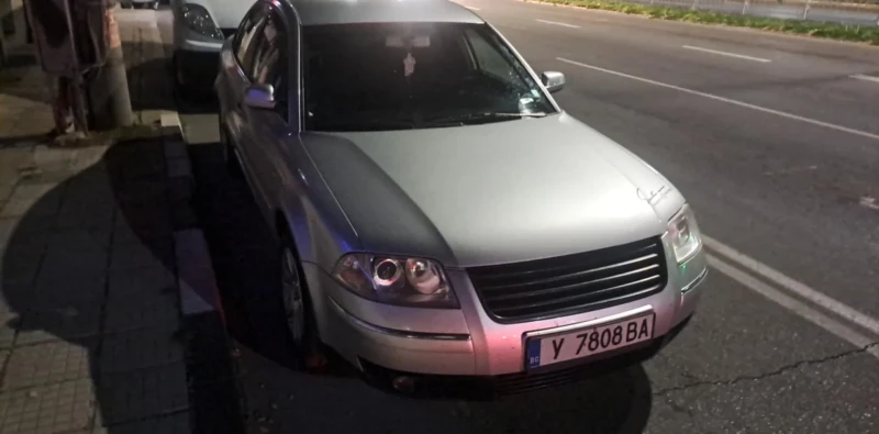 VW Passat, снимка 3 - Автомобили и джипове - 49396112