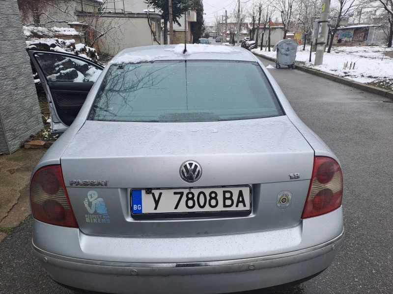 VW Passat, снимка 4 - Автомобили и джипове - 48652131