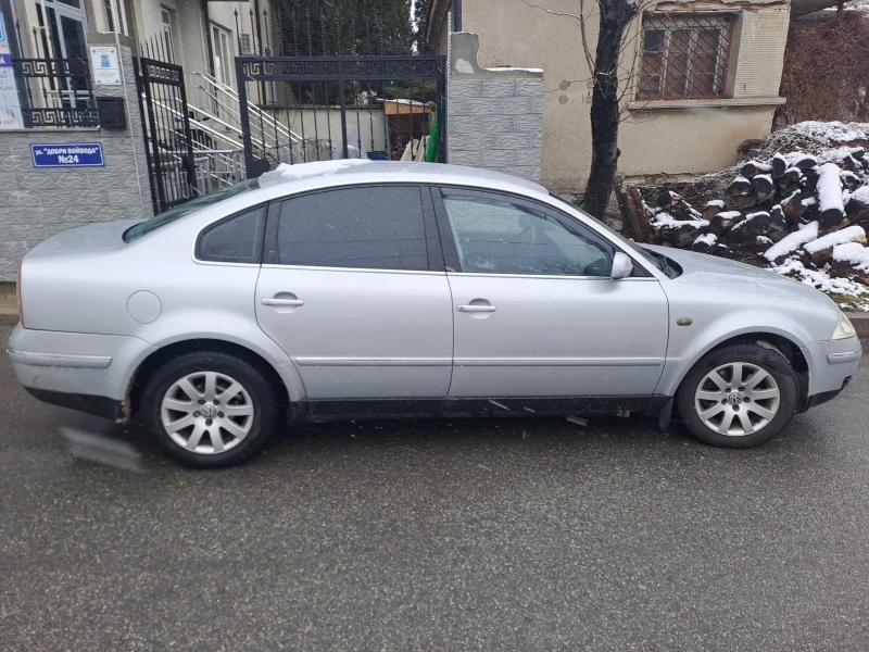 VW Passat, снимка 6 - Автомобили и джипове - 48652131