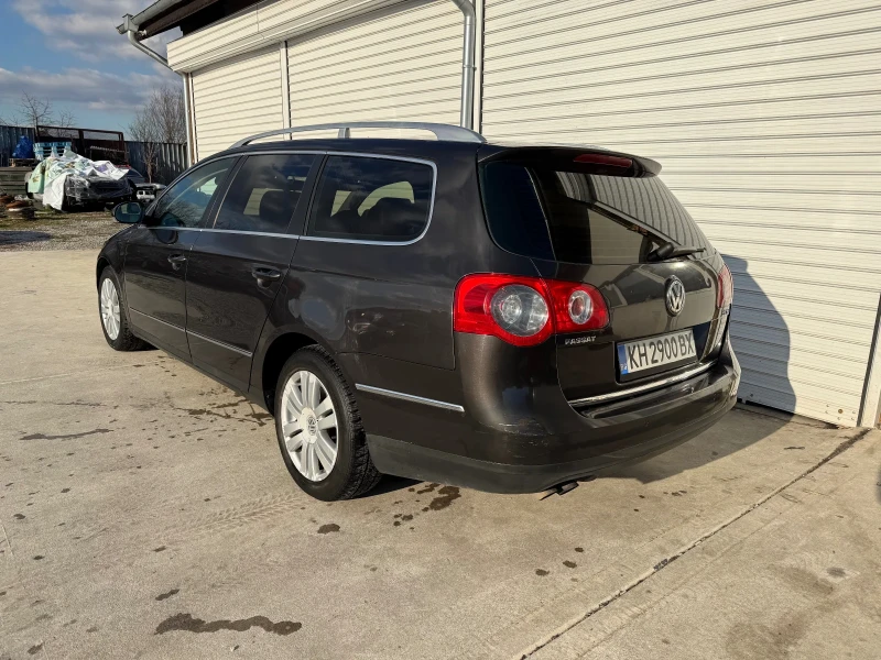 VW Passat, снимка 2 - Автомобили и джипове - 49347377