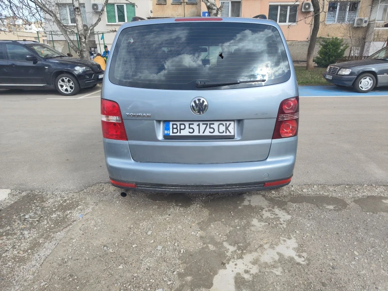 VW Touran 2.0 ECOFUEL, снимка 4 - Автомобили и джипове - 49494734