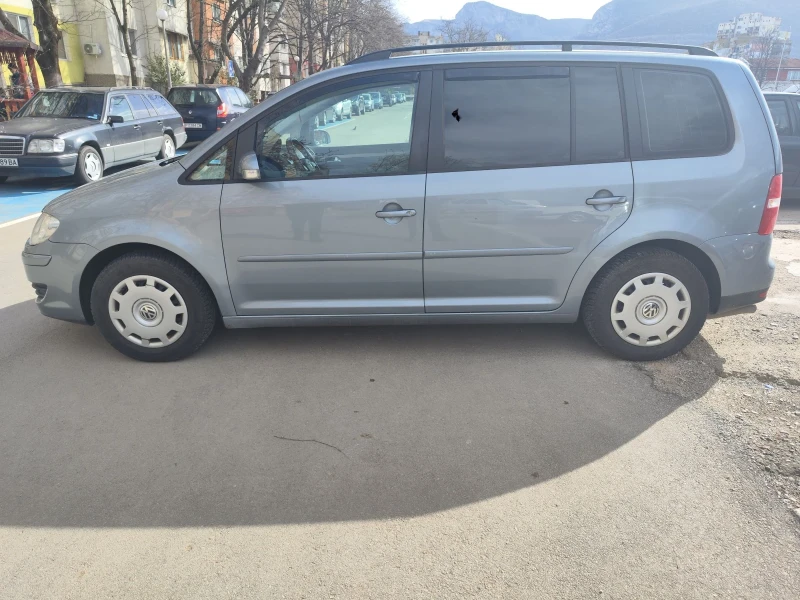 VW Touran 2.0 ECOFUEL, снимка 3 - Автомобили и джипове - 49494734