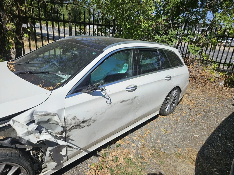 Mercedes-Benz E 350  258кс 100 000км AMG line, снимка 3 - Автомобили и джипове - 52408351