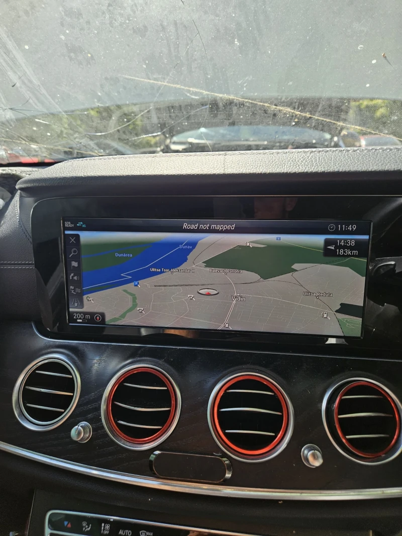 Mercedes-Benz E 350  258кс 100 000км AMG line, снимка 13 - Автомобили и джипове - 52408351