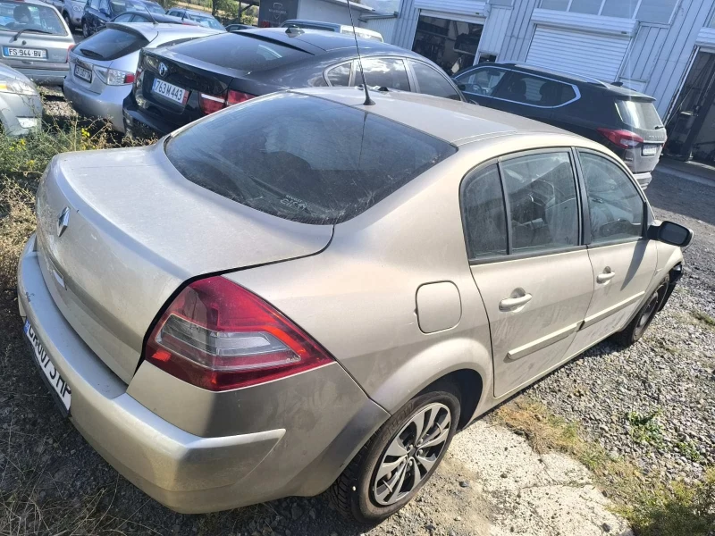 Renault Megane, снимка 3 - Автомобили и джипове - 53289973