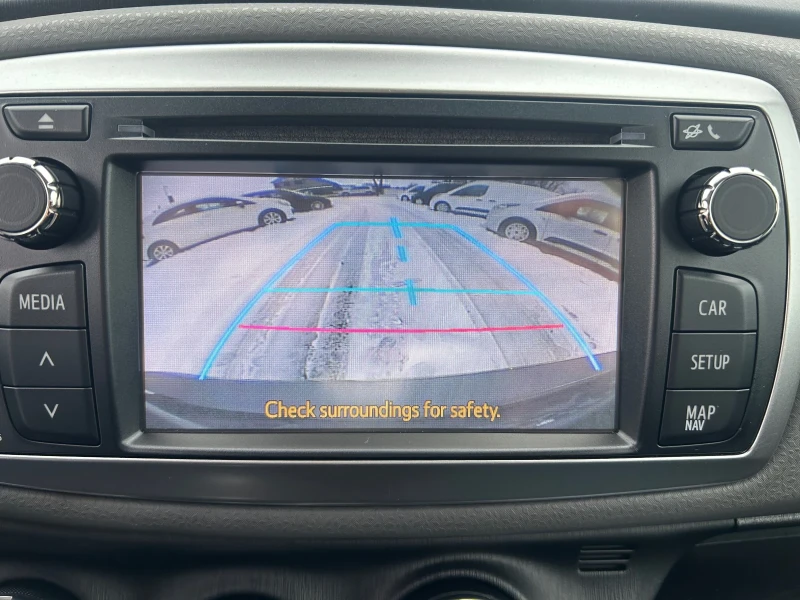 Toyota Yaris 1.4, снимка 13 - Автомобили и джипове - 53429274