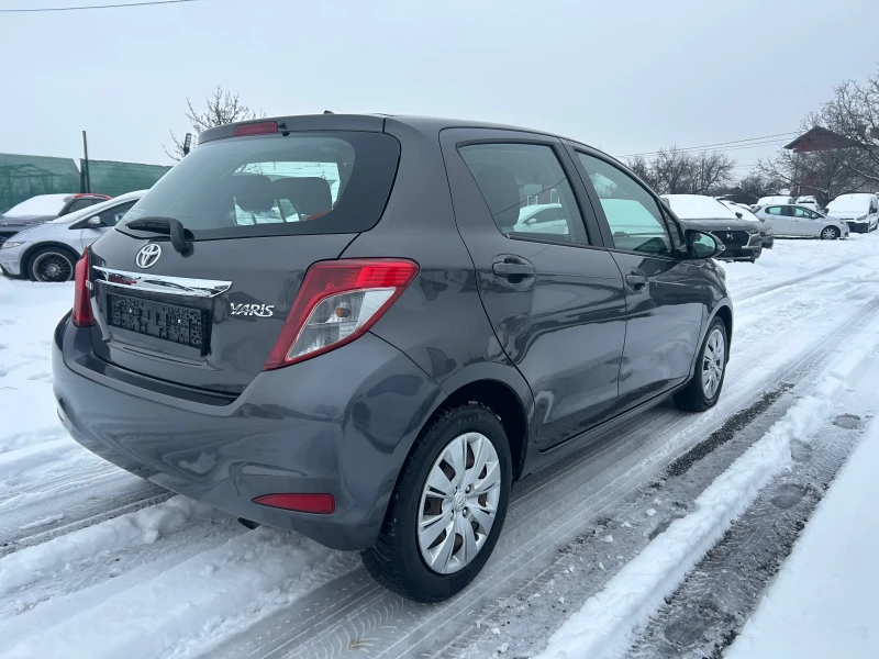 Toyota Yaris 1.4, снимка 7 - Автомобили и джипове - 53429274