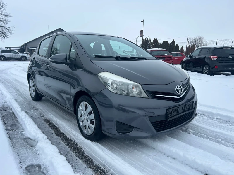 Toyota Yaris 1.4, снимка 2 - Автомобили и джипове - 53429274
