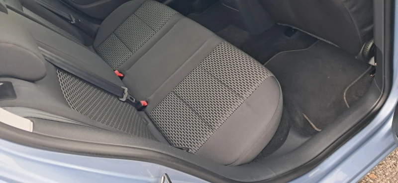 VW Golf 1.6i euro5, снимка 14 - Автомобили и джипове - 53527669