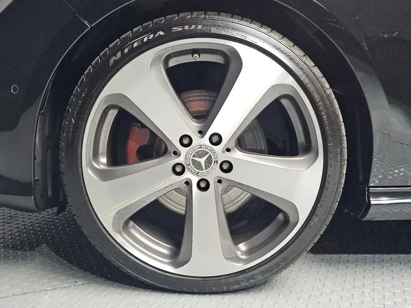 Mercedes-Benz CLA 2.5, снимка 5 - Автомобили и джипове - 54287720