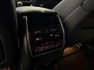 BMW XM 50�/xDrive/ICONIC GLOW/SOFT/INDIVIDUAL/HUD/MASS/ | Mobile.bg � ����������� 15