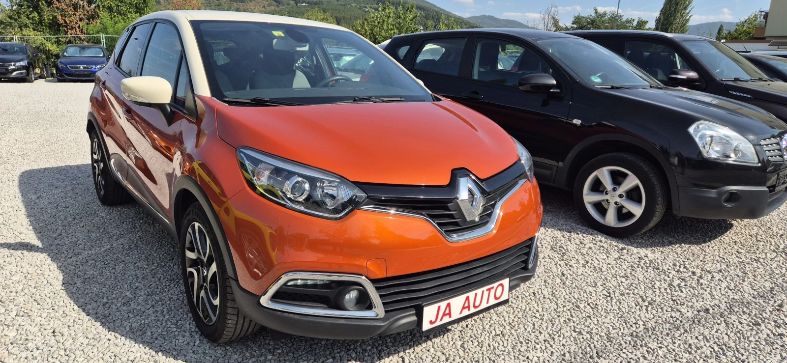 Renault Captur 1.2-120кс.NAVY - изображение 3