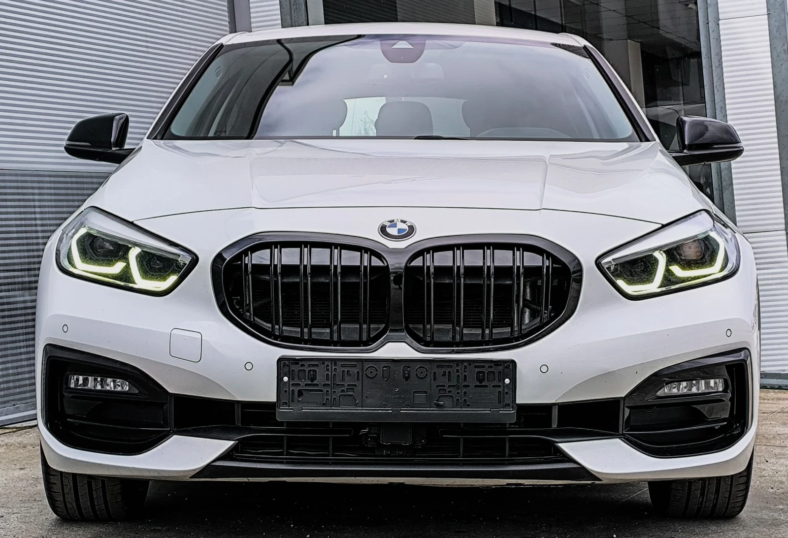 BMW 118 2.0d M-SPORT FULL MAX ГЕРМАНИЯ TUV 2026 DIGITAL - изображение 3
