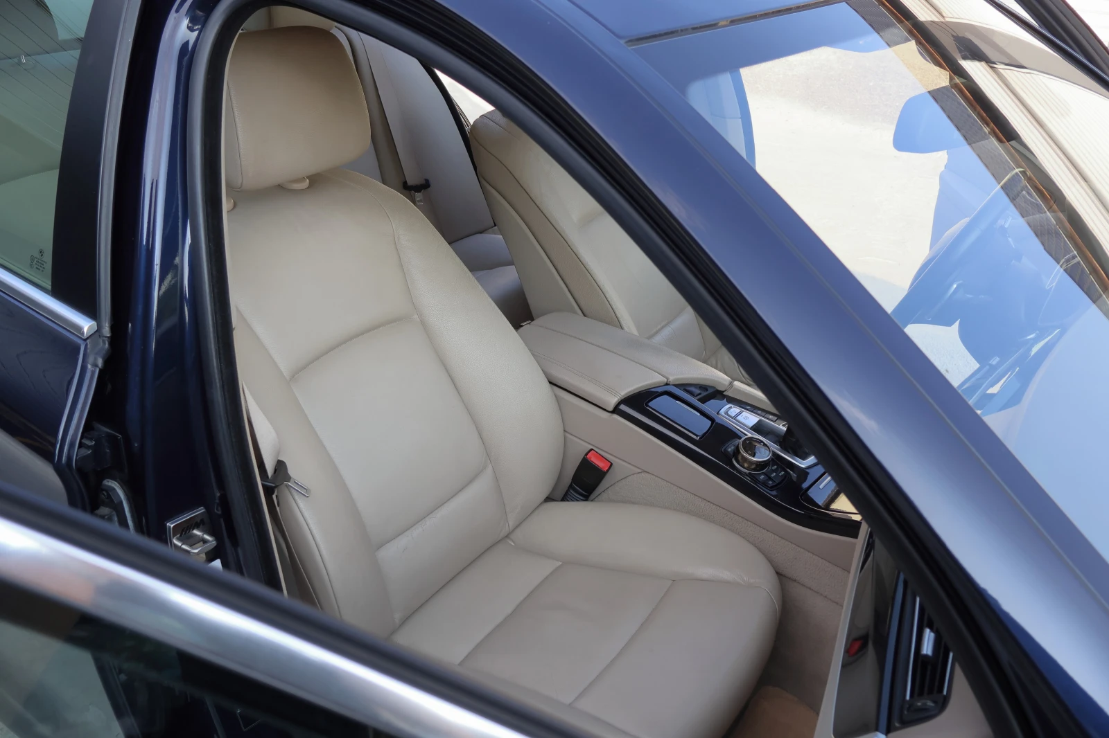 BMW 525 2.0 218hp Xdrive  - изображение 9