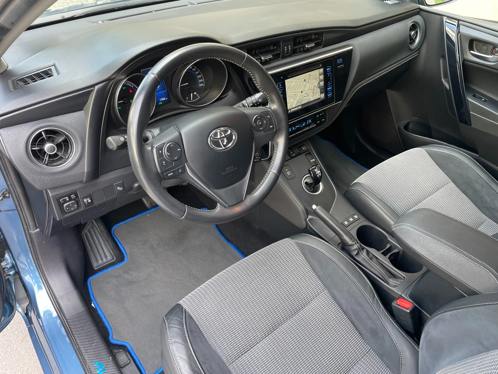 Toyota Auris 1.8 Hybrid e-CVT Facelift- в ГАРАНЦИЯ - изображение 8
