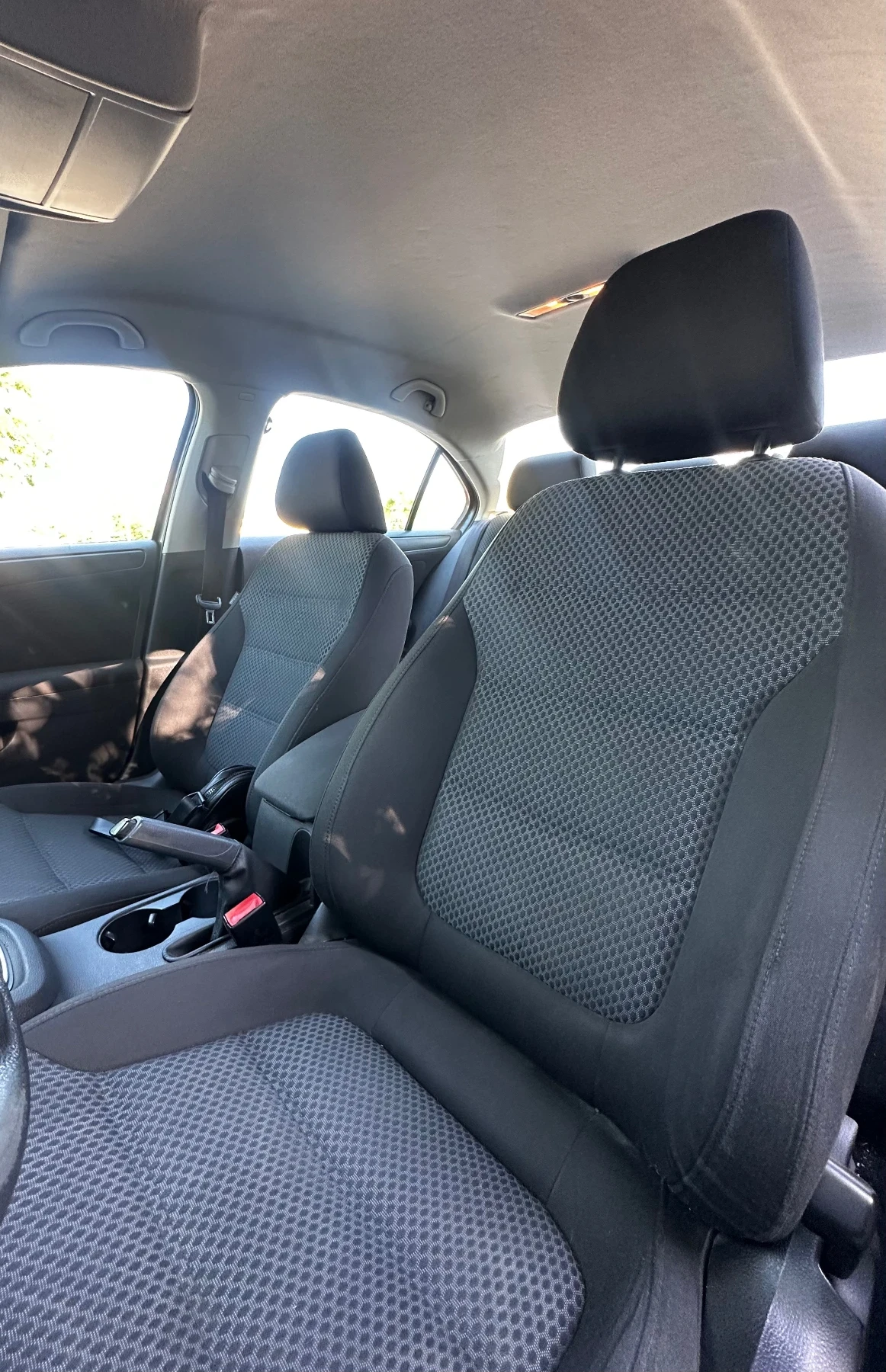 VW Jetta 2.0 115 k.c може да сложи Газ - изображение 9